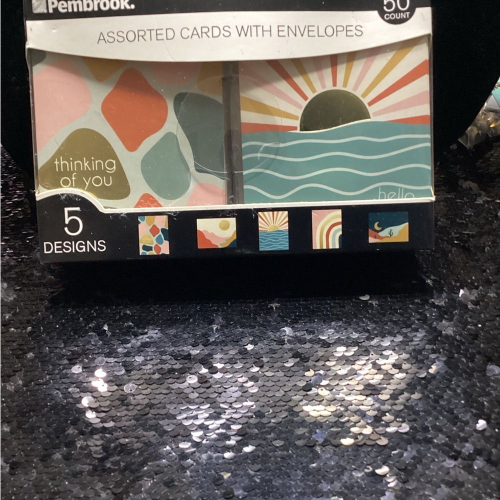 Colorful Assorted Cards with Envelopes - Picture 6 of 9
